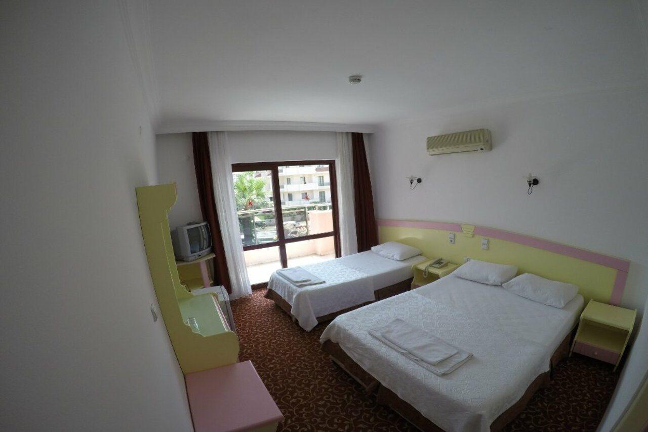 Kivilcim Hotel Marmaris Buitenkant foto