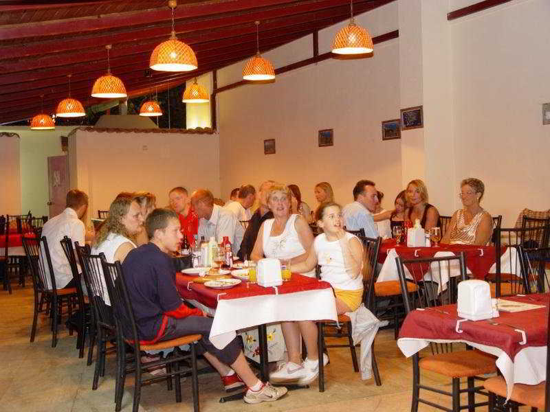 Kivilcim Hotel Marmaris Buitenkant foto